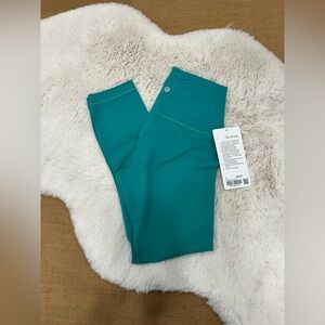 *SOLD* NWT Lululemon Wunder Train HR Crop 23” in Maldives Green - US 4